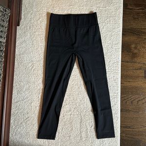 All access cropped leggings